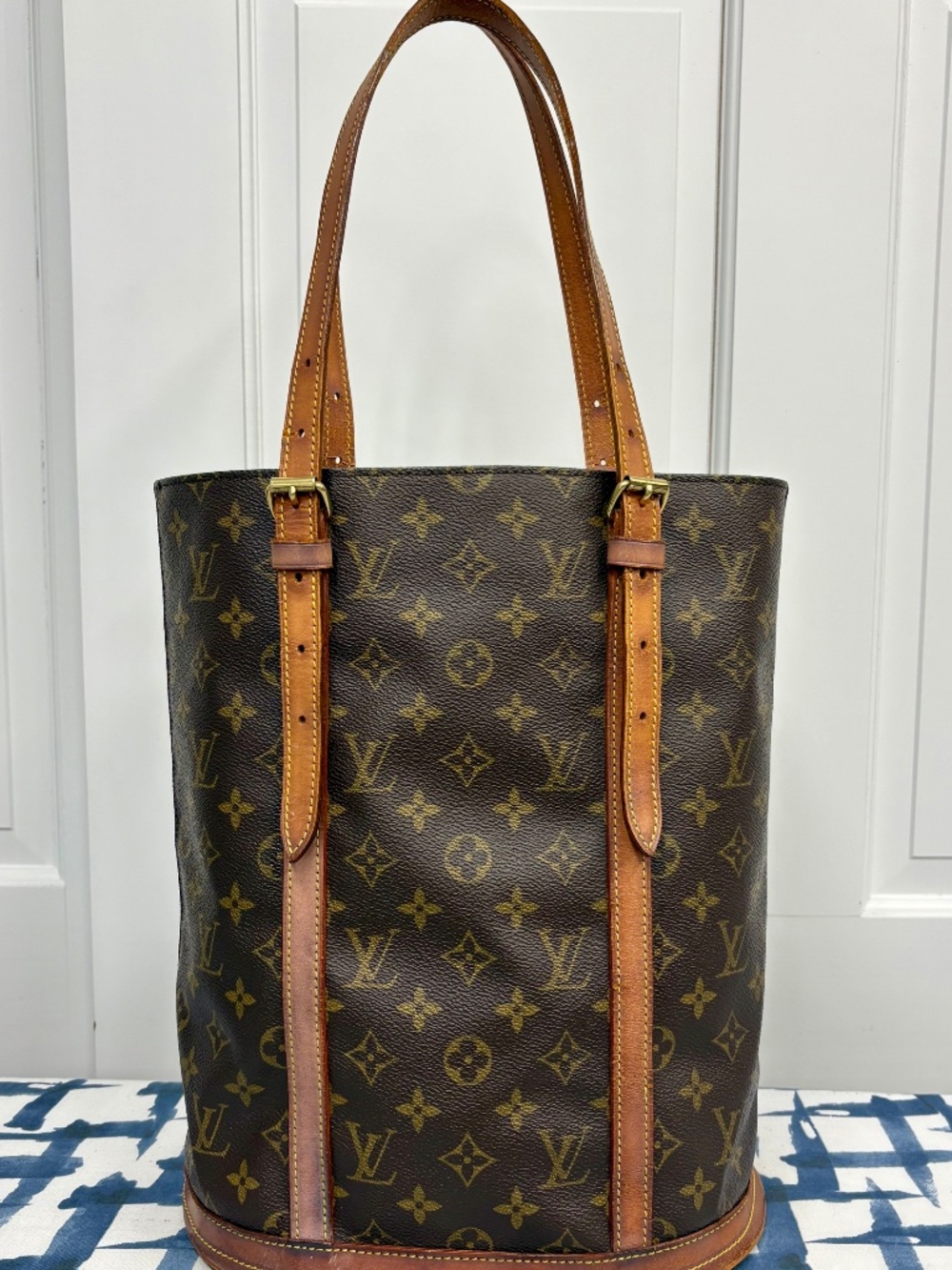 Vintage 90’s Louis Vuitton Bucket Bag Monogram Canvas—NEW INTERIOR - Picture 10 of 14